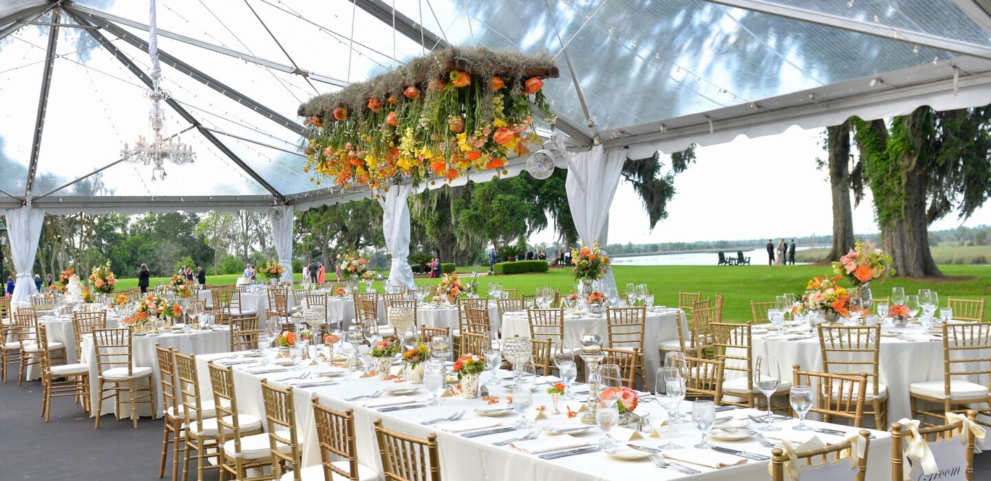 wedding tent decorations Beautiful 20 Totally Unexpected Wedding Flower Ideas wedding tent decorations Beautiful 20 Totally Unexpected Wedding Flower Ideas